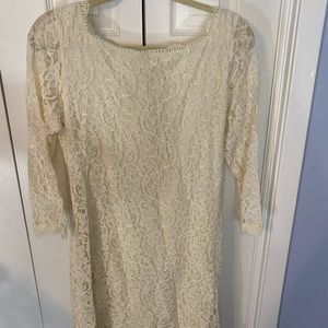Cream lace dress with zip in the back